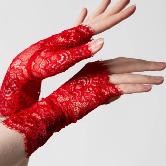 Killstar Accessories Killstar Embrace The Night Lace Gloves Scarlet